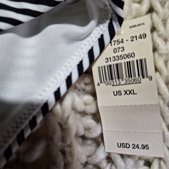 NWT Aries swimwear 2 tops and 3 bottoms - Picture 7 of 14